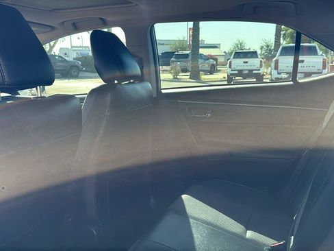 Used 2016 Toyota Corolla S FWD image 30