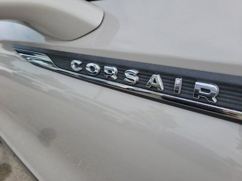 Certified 2024 Lincoln Corsair Reserve FWD image 11