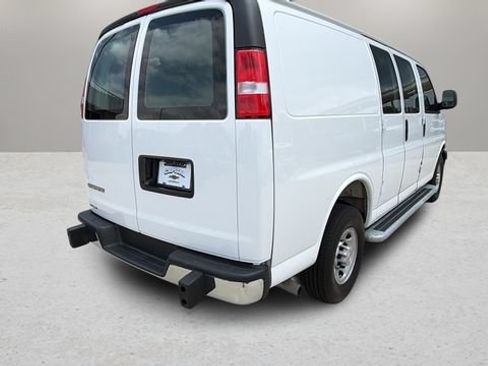 Used 2025 Chevrolet Express 2500 w/ Driver Convenience Package RWD image 36