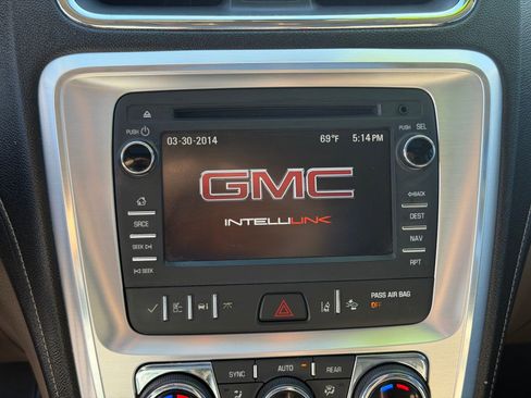 Used 2016 GMC Acadia SLT w/ Open Road Package FWD image 22