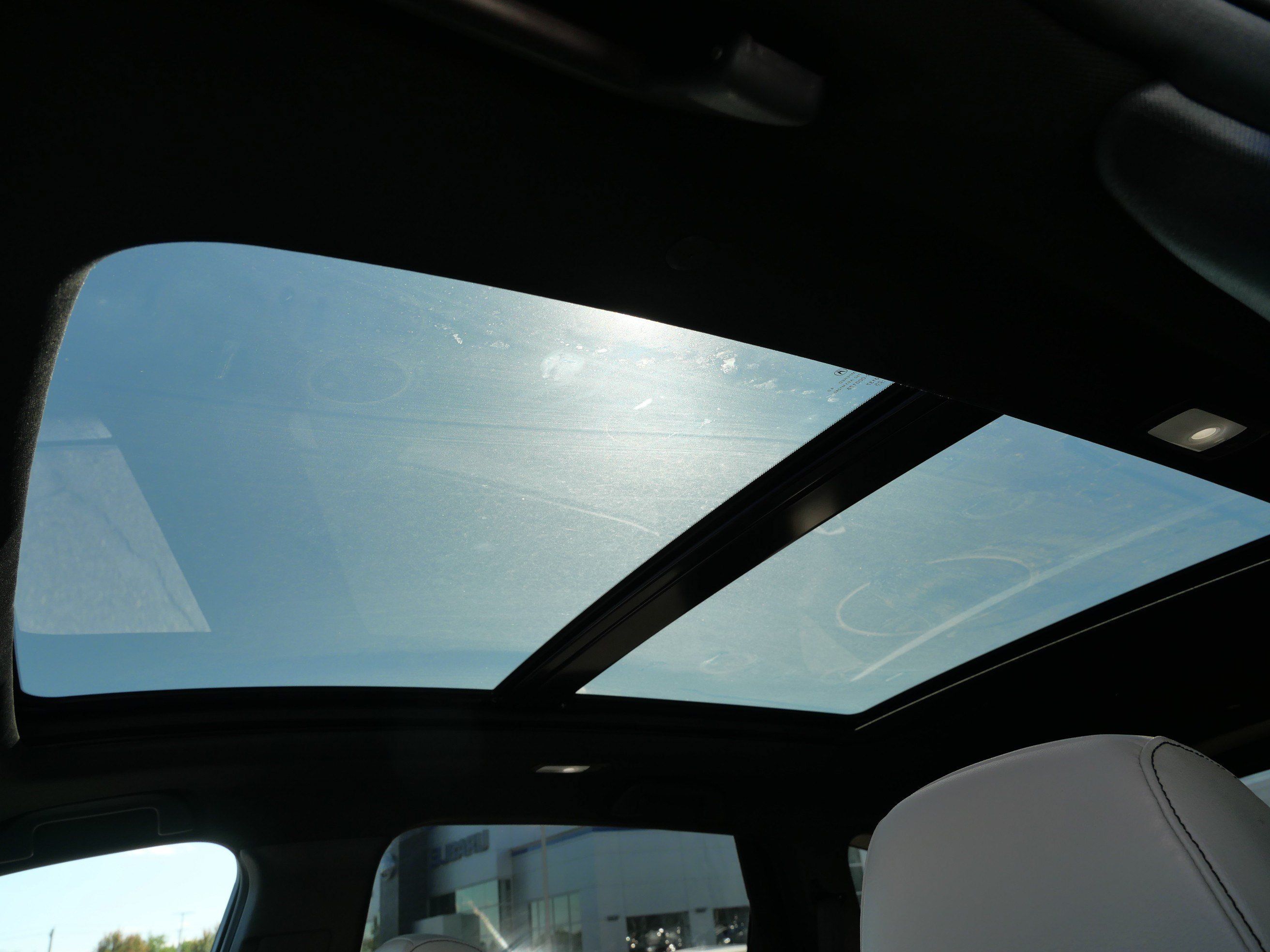 Certified 2025 Acura RDX FWD image 33