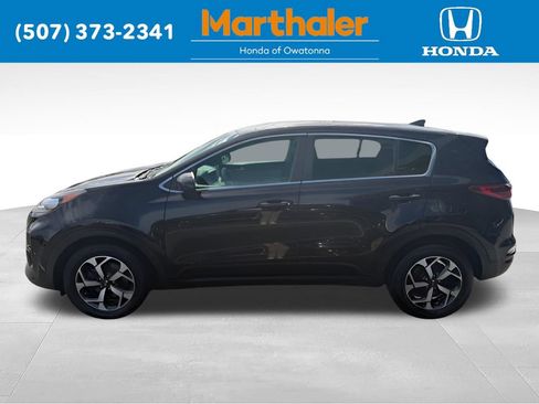 Used 2020 Kia Sportage LX FWD image 2