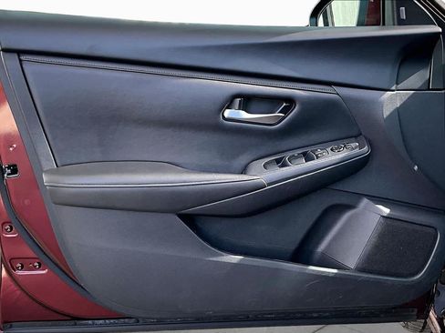 Certified 2024 Nissan Sentra SV FWD image 21