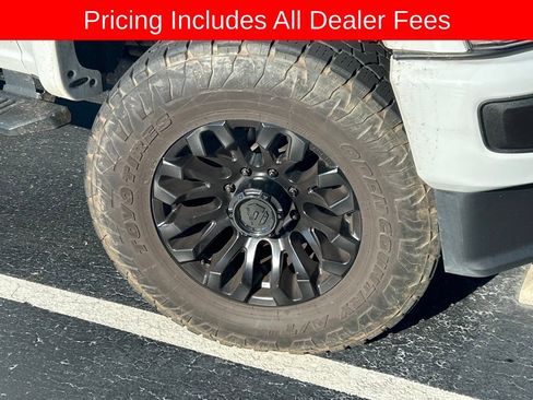 Used 2023 Ford F250 XLT w/ XLT Premium Package AWD/4WD image 2