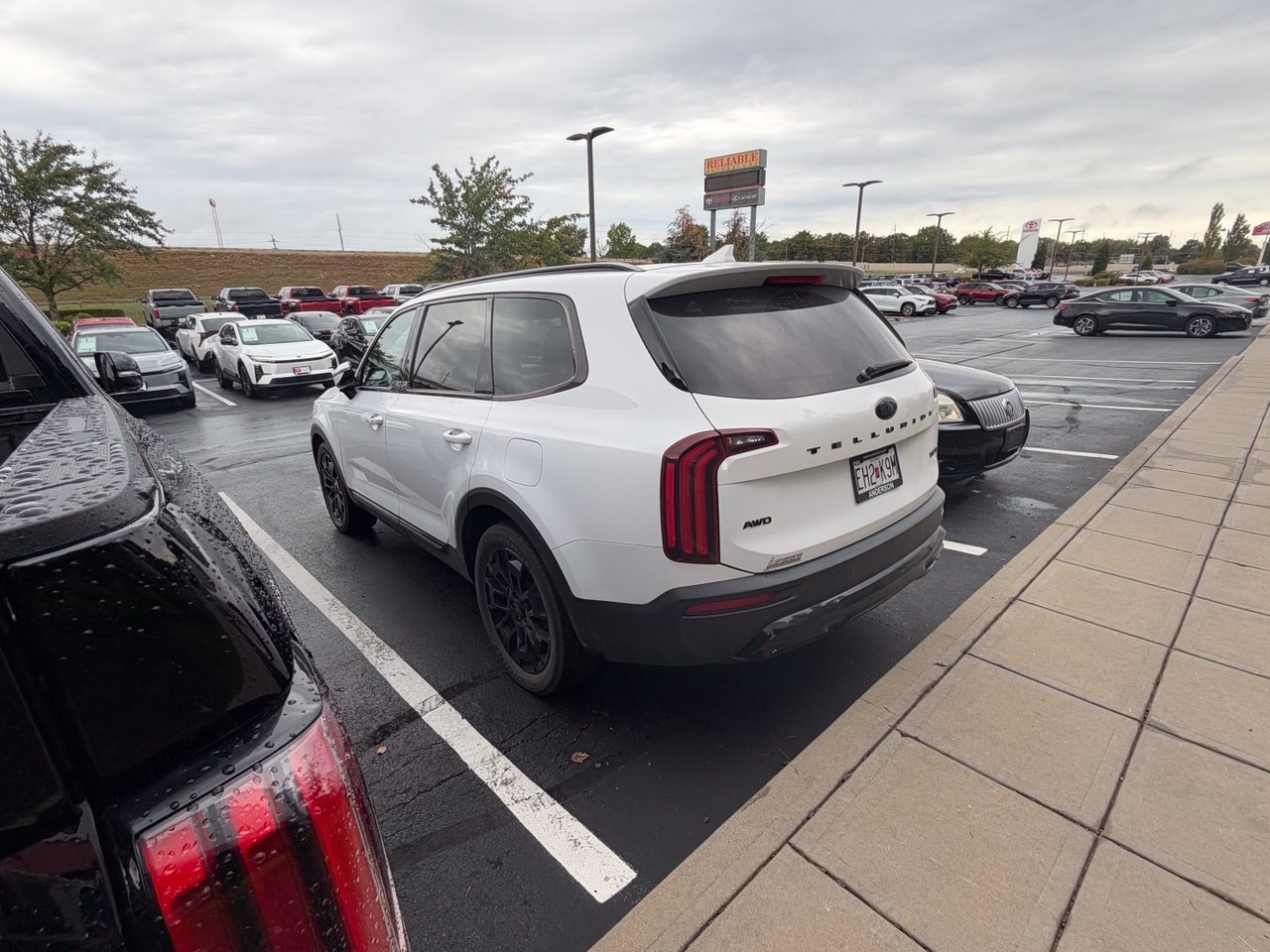 Used 2021 Kia Telluride SX w/ SX Prestige Package AWD/4WD image 2