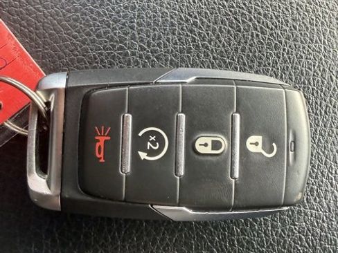 Used 2019 RAM 1500 Big Horn image 35