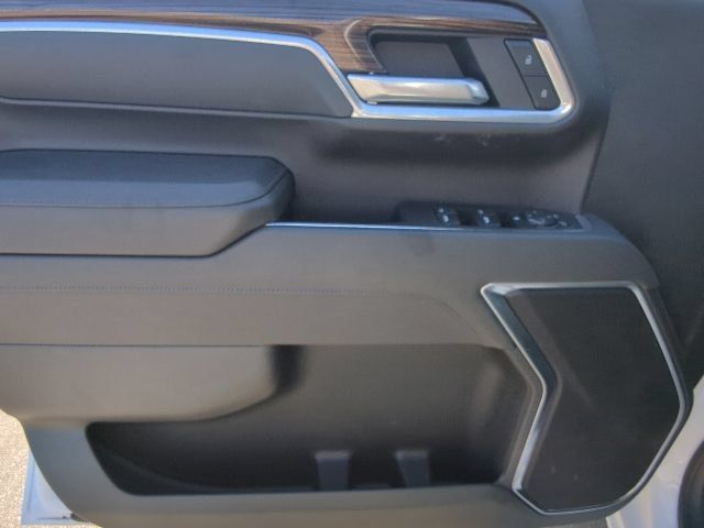 Used 2026 Chevrolet Silverado 2500 LT AWD/4WD image 14