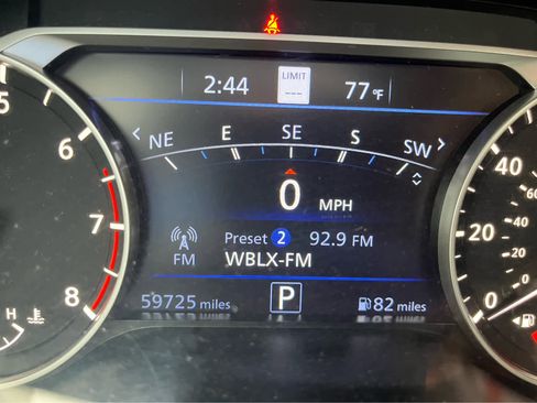 Used 2022 Nissan Altima 2.5 Platinum AWD/4WD image 11