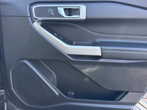 Used 2023 Ford Explorer XLT w/ Equipment Group 202A image 18