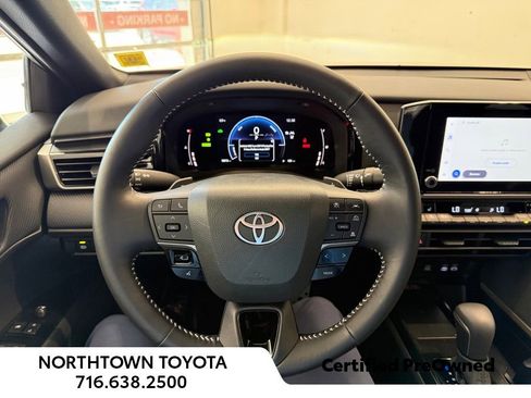 Used 2026 Toyota Camry SE w/ Convenience Package FWD image 6