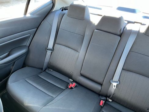 Used 2025 Nissan Altima 2.5 SV image 40