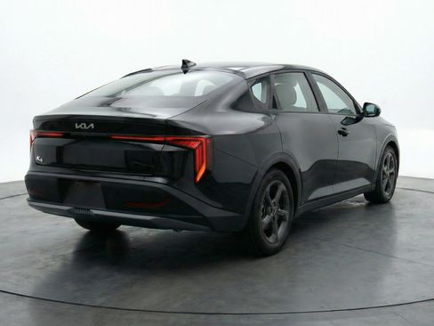 Used 2025 Kia K4 FWD image 9