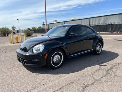 Used 2013 Volkswagen Beetle 2.5 image 4
