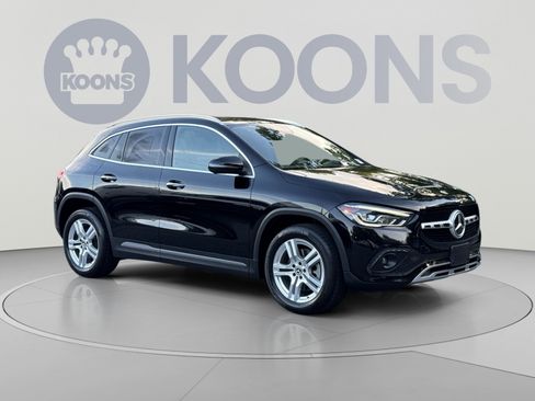 Certified 2021 Mercedes-Benz GLA 250 4MATIC w/ Premium Package image 2