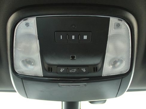 Used 2025 Dodge Durango GT AWD/4WD image 22