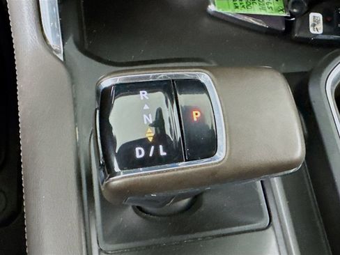 Used 2024 GMC Sierra 1500 Denali w/ Technology Package AWD/4WD image 25