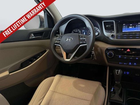 Used 2017 Hyundai Tucson SE FWD image 19