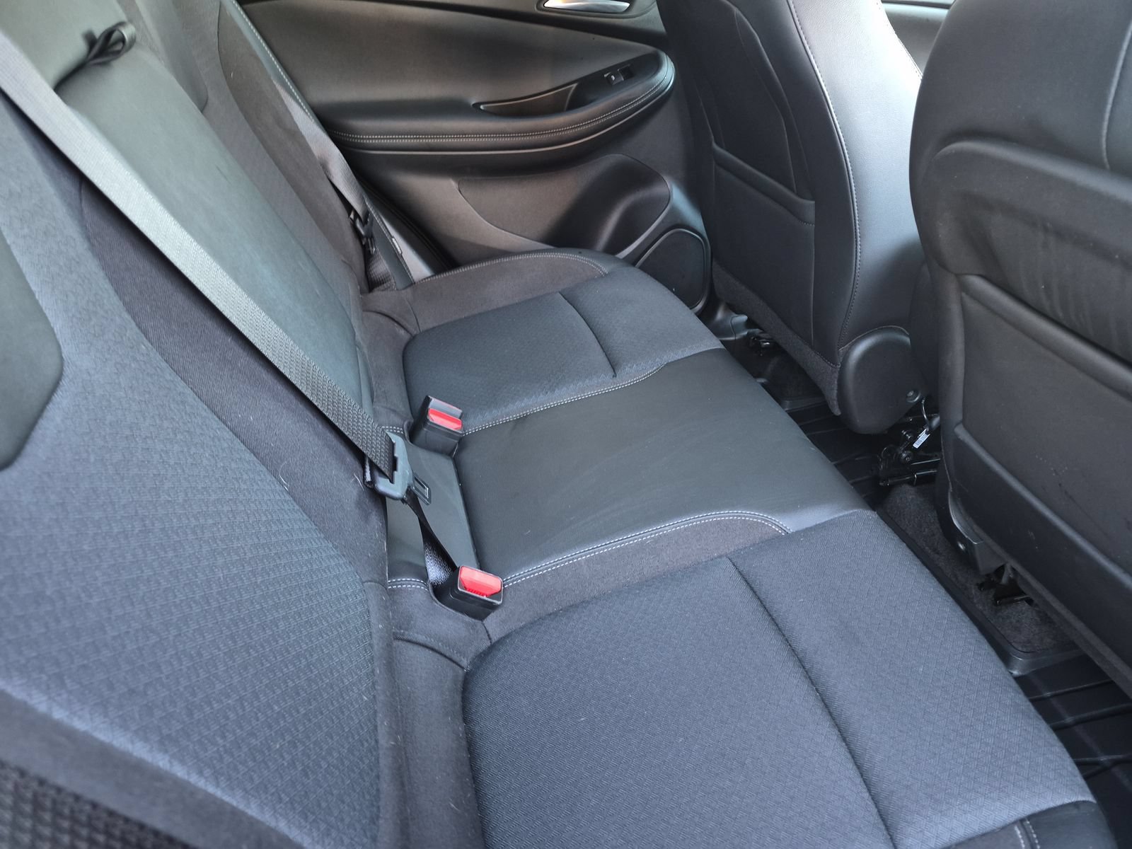 Used 2021 Buick Encore GX Select FWD image 21