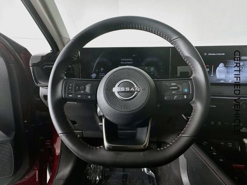 Certified 2025 Nissan Kicks SR FWD image 13