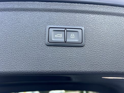 Used 2023 Audi Q5 2.0T Premium Plus w/ Premium Plus Package image 24