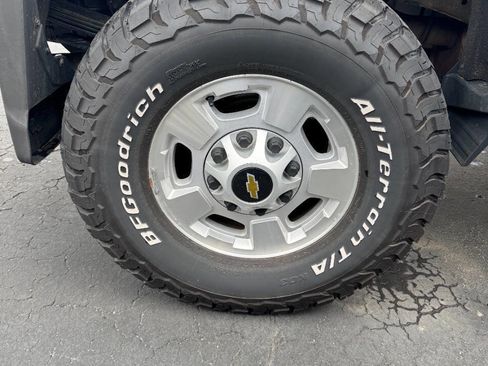 Used 2019 Chevrolet Silverado 2500 LT w/ All Star Edition AWD/4WD image 13