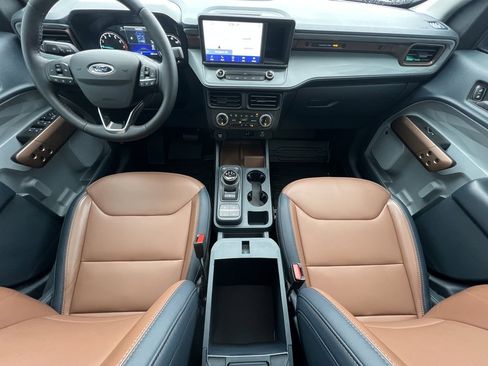 Used 2023 Ford Maverick Lariat w/ Lariat Luxury Package image 28