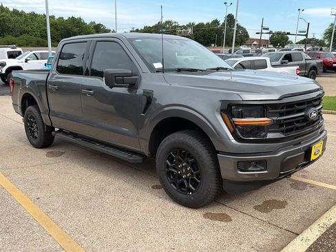 New 2026 Ford F150 XLT w/ Equipment Group 302A MID AWD/4WD image 1
