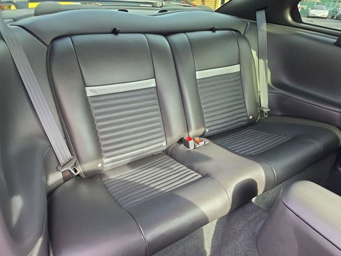 Used 2004 Ford Mustang Mach 1 image 7
