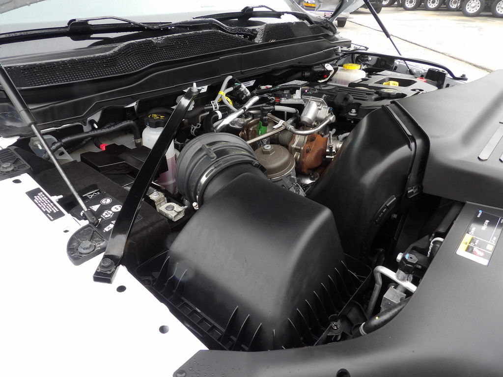 Used 2026 RAM 3500 Tradesman w/ Chrome Appearance Group AWD/4WD image 44