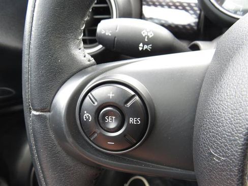 Used 2015 MINI Cooper S FWD image 11