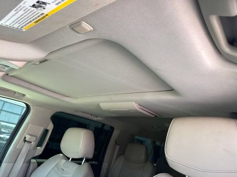 Used 2015 Cadillac Escalade ESV Premium AWD/4WD image 15