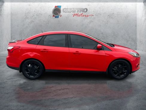 Used 2012 Ford Focus SE FWD image 7