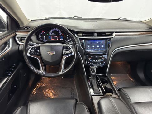 Used 2019 Cadillac XTS Luxury image 32