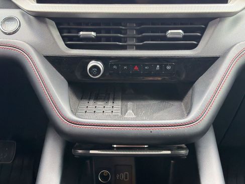Used 2025 Ford Explorer ST AWD/4WD image 27