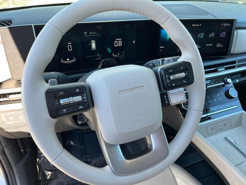 Used 2025 Hyundai Santa Fe SEL image 29