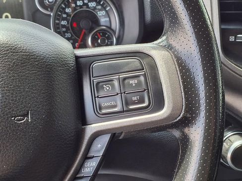 Used 2020 RAM 2500 Tradesman w/ Chrome Appearance Group image 8