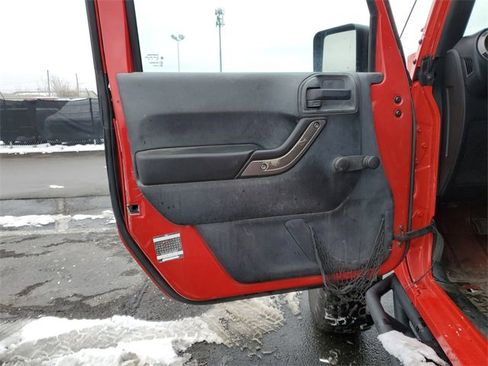 Used 2018 Jeep Wrangler Unlimited Sport image 19