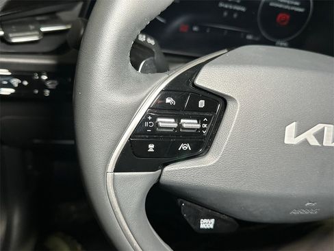 Certified 2023 Kia Niro Wind w/ Wind Preserve Package image 29