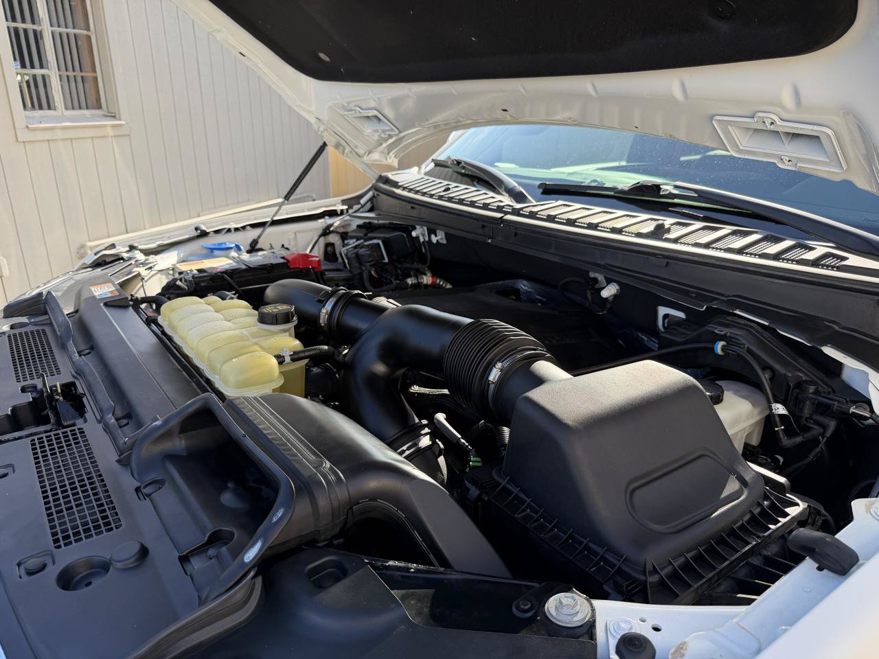 Used 2020 Ford Expedition XLT w/ Equipment Group 202A AWD/4WD image 25