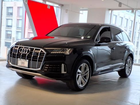 Used 2023 Audi Q7 3.0T Premium Plus w/ Premium Plus Package AWD/4WD image 1