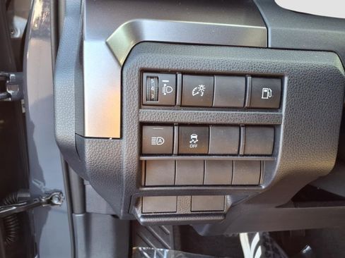 Used 2025 Toyota 4Runner SR5 image 39