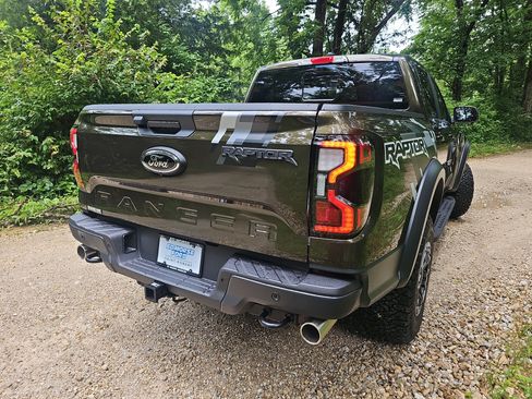 Used 2025 Ford Ranger Raptor AWD/4WD image 4