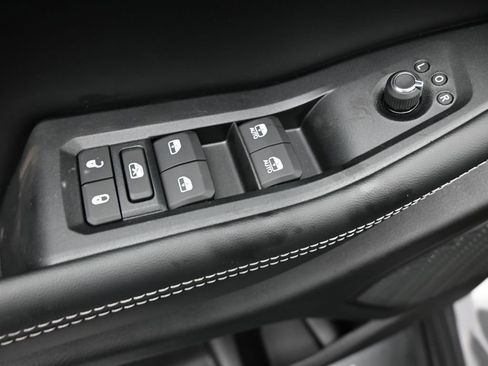 New 2025 Jeep Grand Cherokee L Altitude image 13