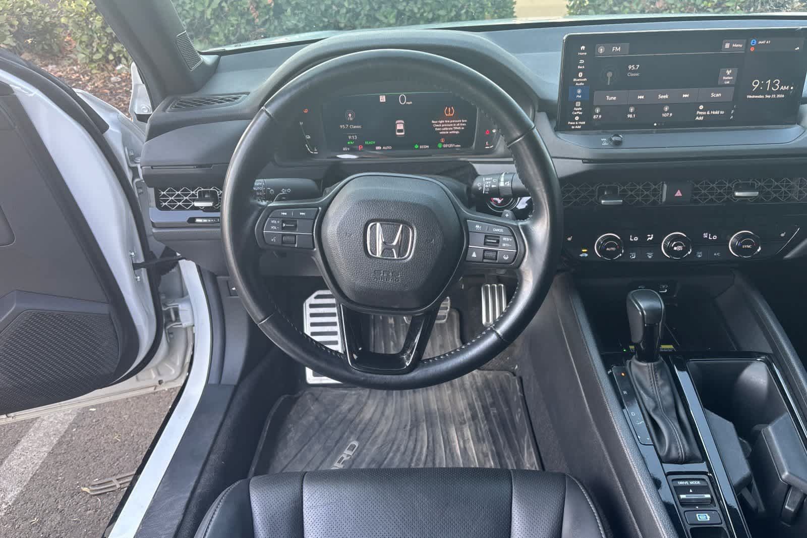 Used 2025 Honda Accord Sport image 16