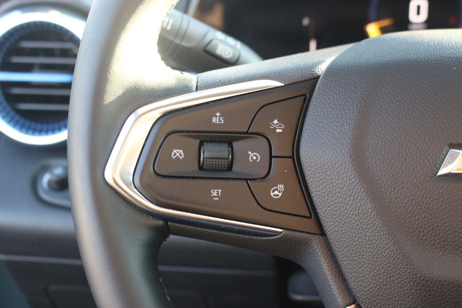 Used 2026 Chevrolet Trax LT w/ Driver Confidence Package FWD image 21