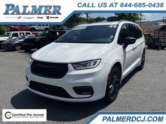 Certified 2026 Chrysler Pacifica Limited w/ S Appearance Package FWD video 1