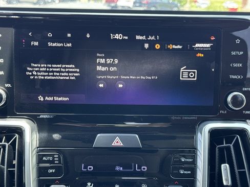 Used 2023 Kia Sorento SX Prestige AWD/4WD image 16