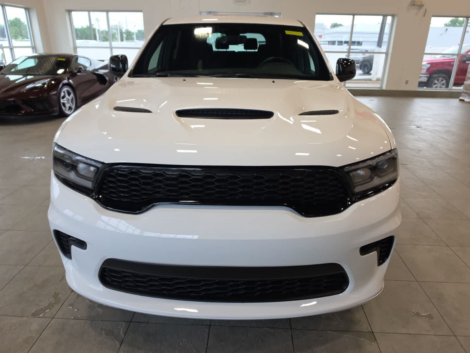 Used 2025 Dodge Durango GT AWD/4WD image 3