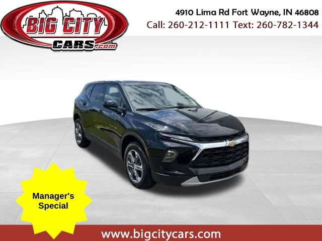 Used 2025 Chevrolet Blazer LT FWD image 1