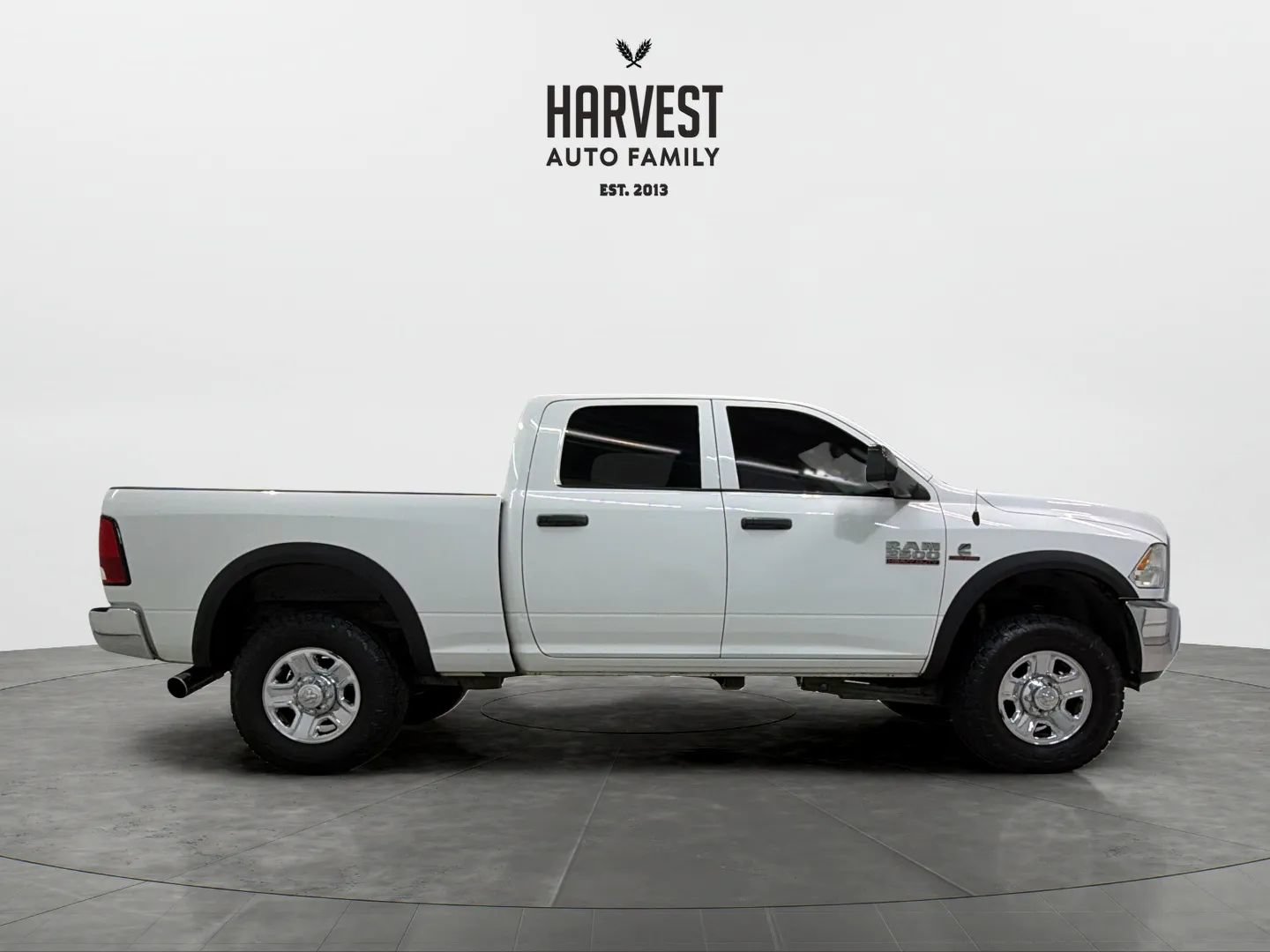 Used 2017 RAM 2500 Tradesman w/ Chrome Appearance Group AWD/4WD image 8